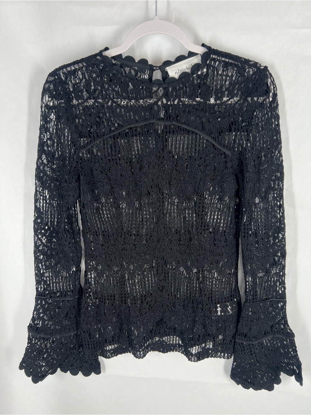 N/Nicholas Black Sheer Lace Long Bell Sleeve Blouse Top Size 4 - Picture 2 of 16